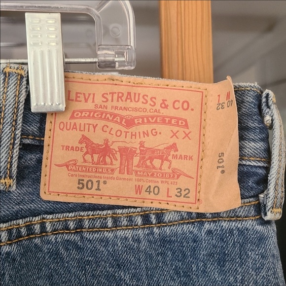 Levi’s Red Tab 501 Button up vintage Blue Jeans W 40 x L 32 - Picture 8 of 10